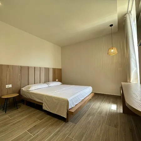 Oni 4* Σαράντα