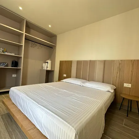 Ξενοδοχείο Oni 4*